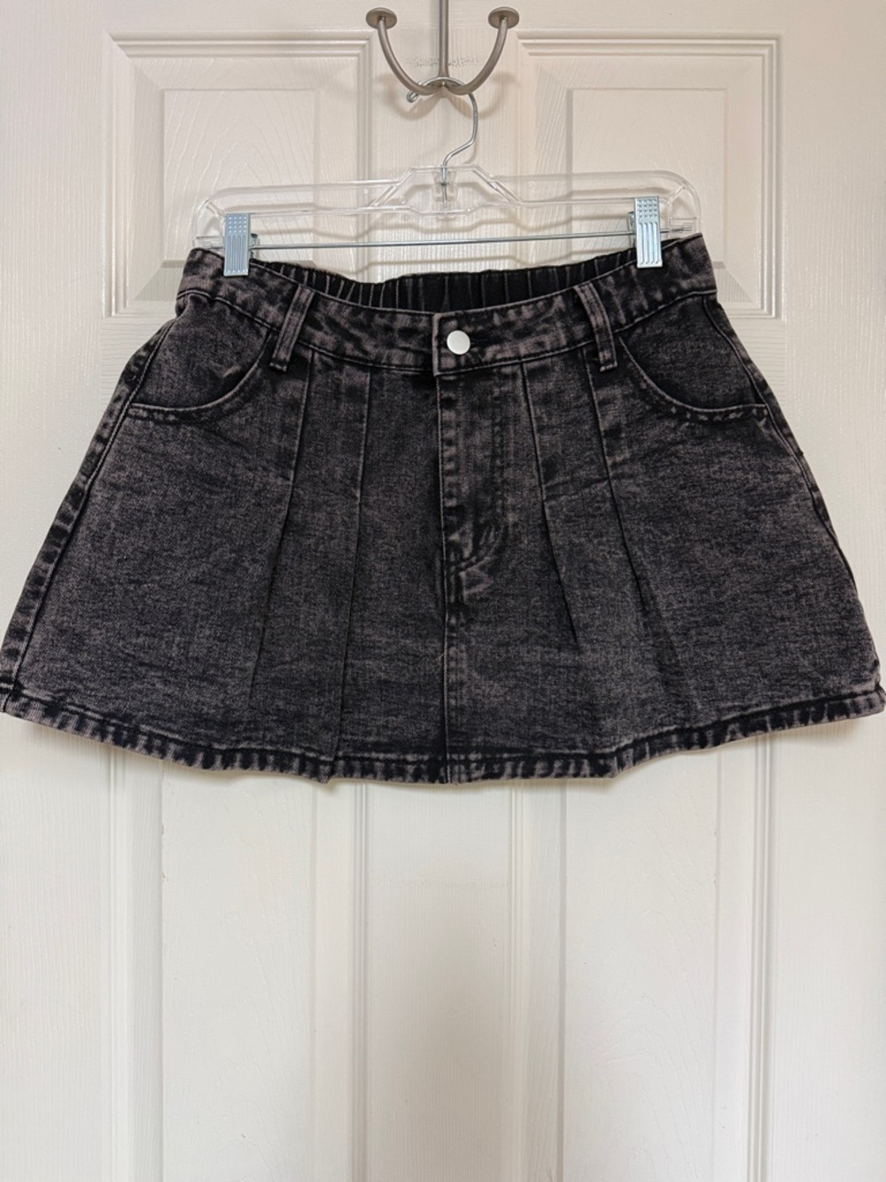 Washed Black Denim Pleated mini Skirt